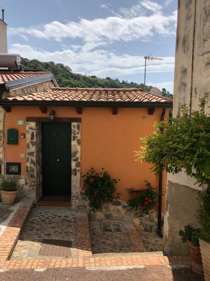 La Casetta Di Elena Lamezia Terme Exterior foto